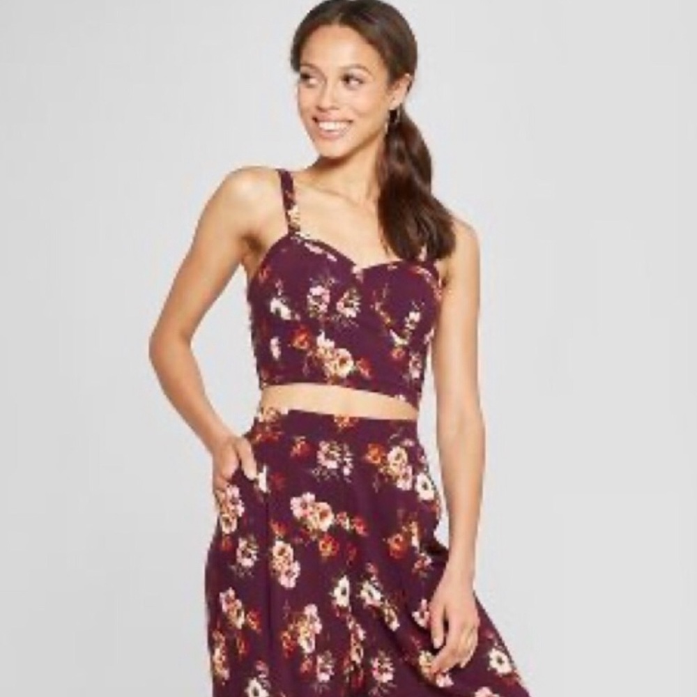 Floral Crop Top and High-Waisted Pant Set